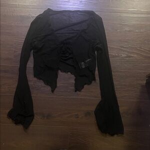 Black Long Sleeve Cropped Top